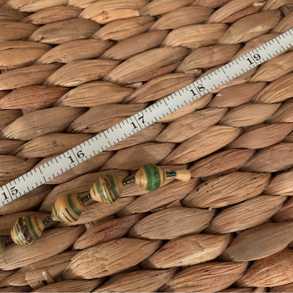 Rolled Paper Beaded Necklace with Screw Connector - Picture 7 of 7